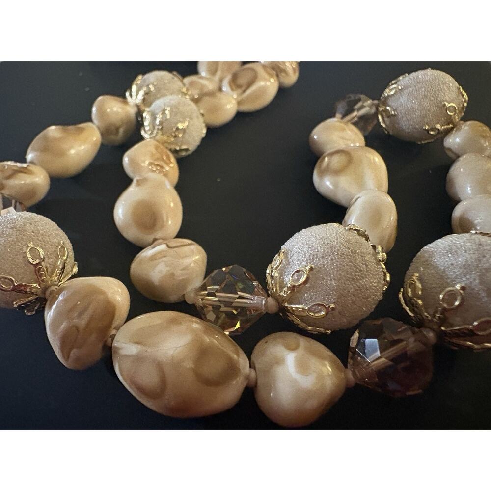 Vintage Japanese Necklace Natural Stones Sugared Pearls Framed W/ Gold Details - Picture 5 of 6